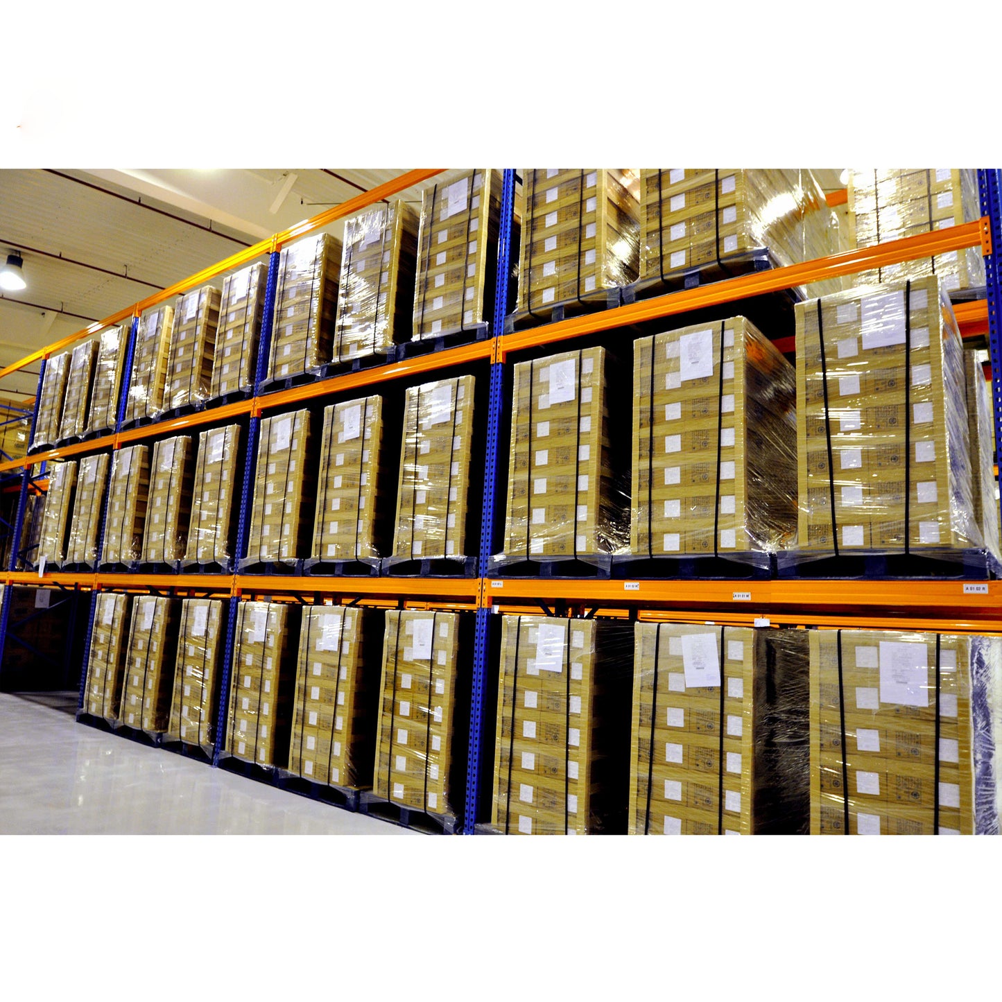 Heavy-Duty Storage Beam Racks - High Load-Bearing Capacity, Perfect for Chemicals/Construction Materials